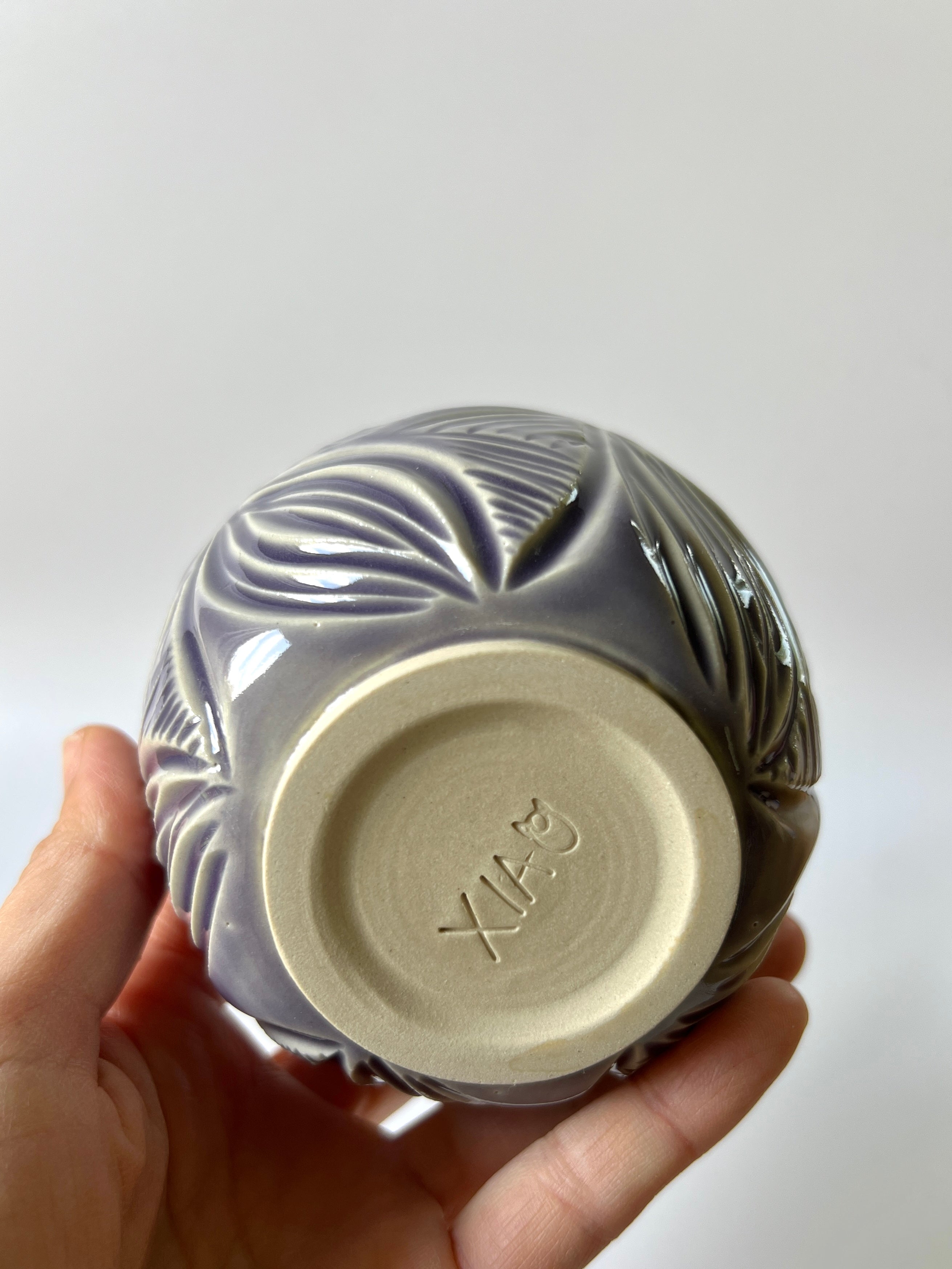 Dusk Leaf Carved Tea Cup